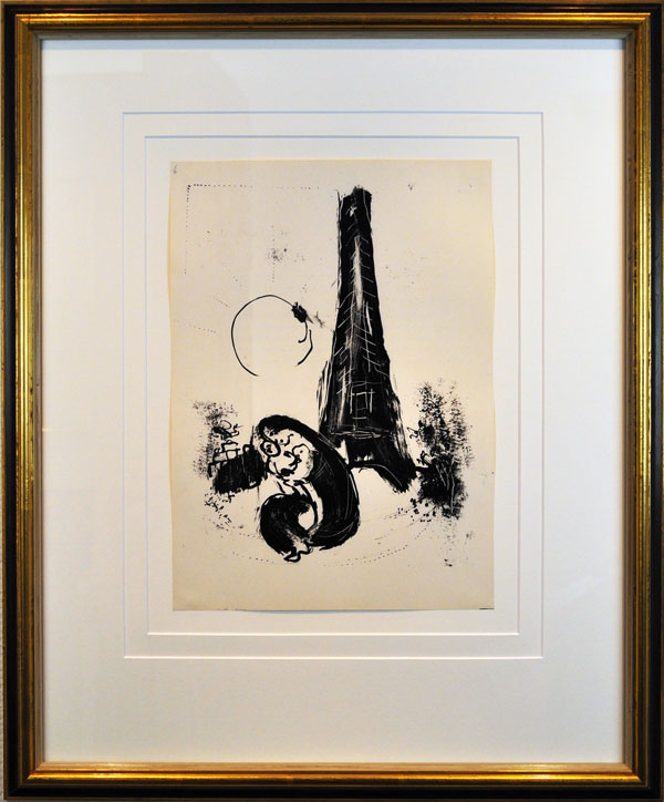 Mutter und Kind am Eiffelturm / Original Lithographie, 1954, Mourlot 94, Motiv 39,5x28,2 cm im Unikat Gelbgoldrahmen